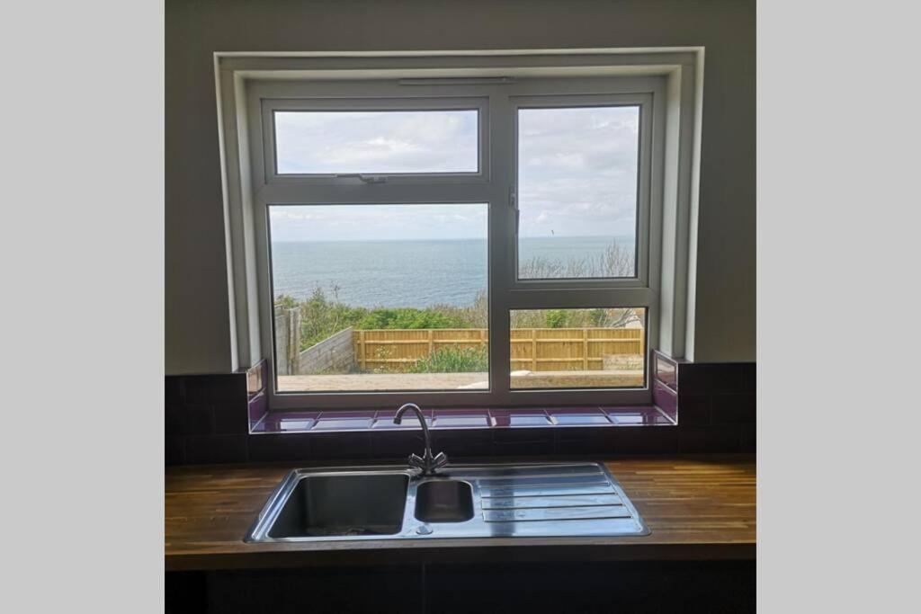 Jurassic View 3 Bed House With Hot Tub Villa Castletown  Kültér fotó